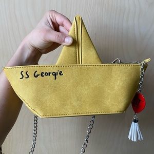 IT Georgie Boat purse